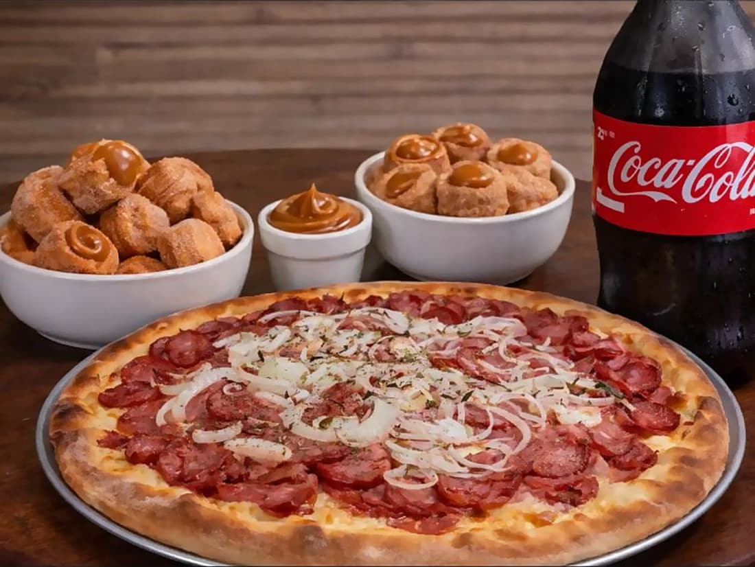 Combo Love (1 pizza G + 20 churros + 2 potes de doce de leite + refri 2l)